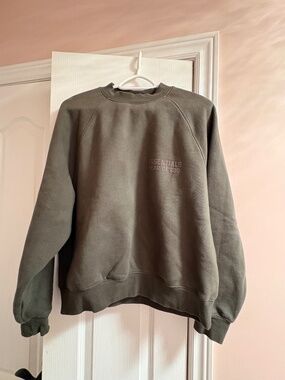 Fear of God - Essentials - Crewneck Sweatshirt -  Size Small - Gray